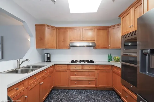 Additional image 19 of 211 Misty Crt