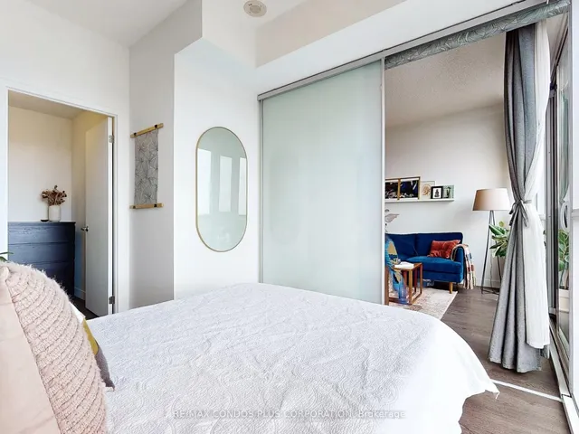 Additional image 23 of 2055 Danforth Ave Unit 605