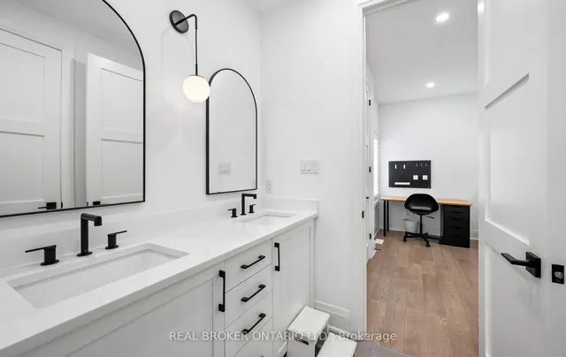 Additional image 43 of 547 Veterans Dr