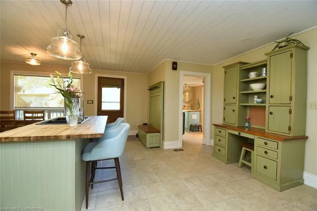 Additional image 12 of 6360 Airport Rd