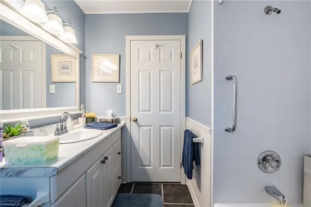 Additional image 23 of 611 Woodview Rd