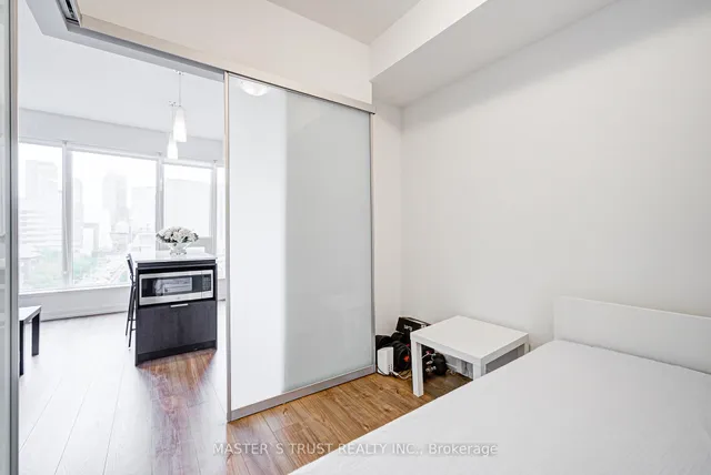 Additional image 16 of 203 College St Unit 1007