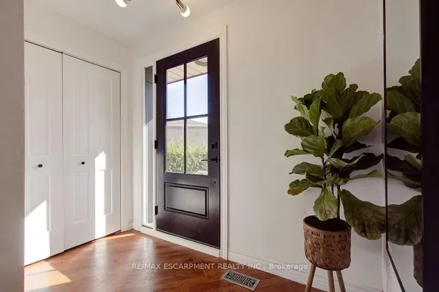 Additional image 2 of 2297 BARCLAY Rd