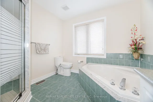 Additional image 28 of 21 FALSTAFF Rd