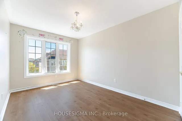 Additional image 40 of 36 Arizona Dr