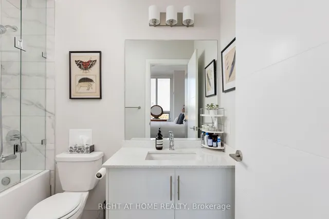 Additional image 24 of 460 Adelaide St Unit PH 216