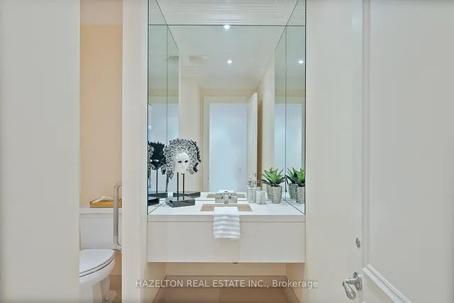 Additional image 27 of 1 St Thomas St Unit 14B