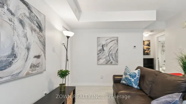 Additional image 8 of 54 East Liberty St Unit 1044