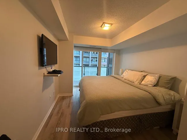 Additional image 16 of 400 Adelaide St Unit 801