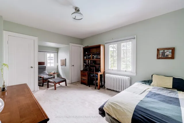 Additional image 31 of 8 Turner Ave