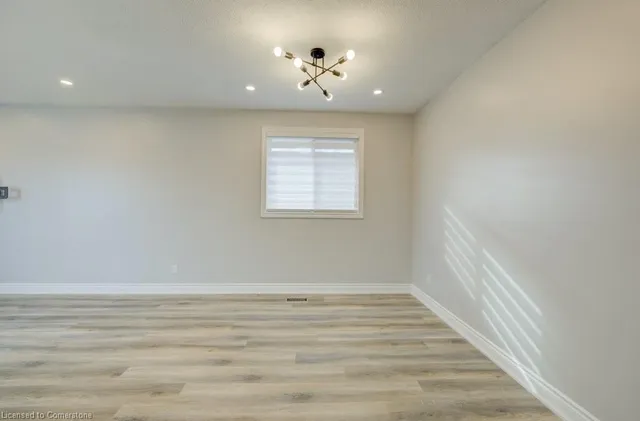 Additional image 12 of 582 Chamberlain Rd