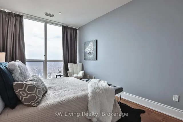 Additional image 16 of 388 Yonge St Unit 7514