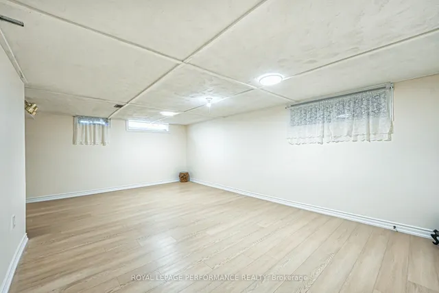 Additional image 19 of 18 Courtwright Rd