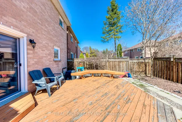 Additional image 42 of 826 Winterton Way