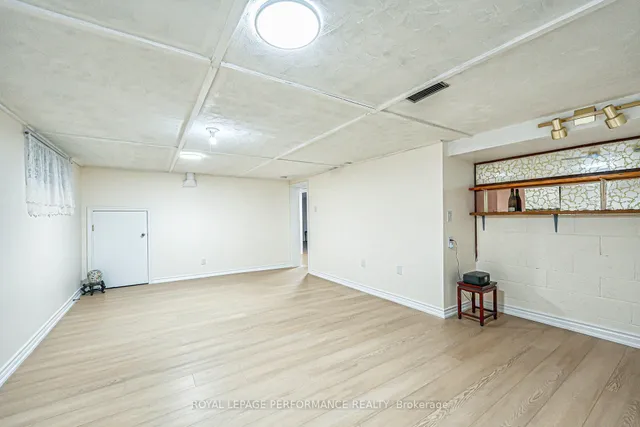 Additional image 20 of 18 Courtwright Rd