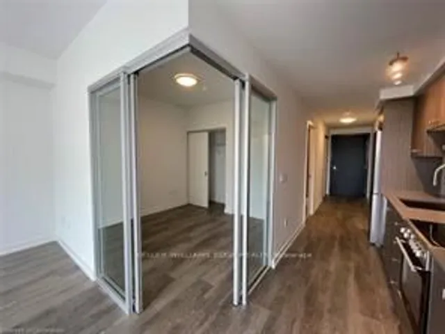 Additional image 19 of 15 Wellington St Unit 1105