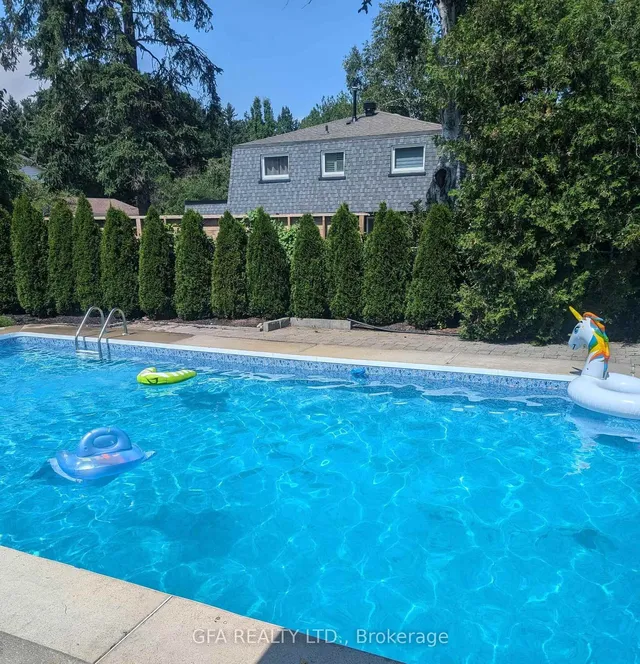 Additional image 4 of 2373 Cheverie St