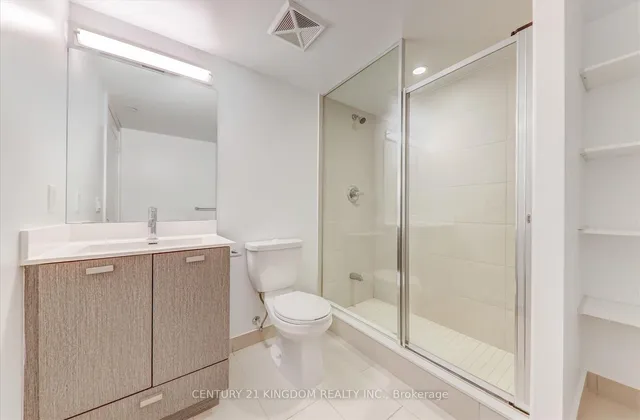 Additional image 7 of 275 Village Green Sq Unit 2123