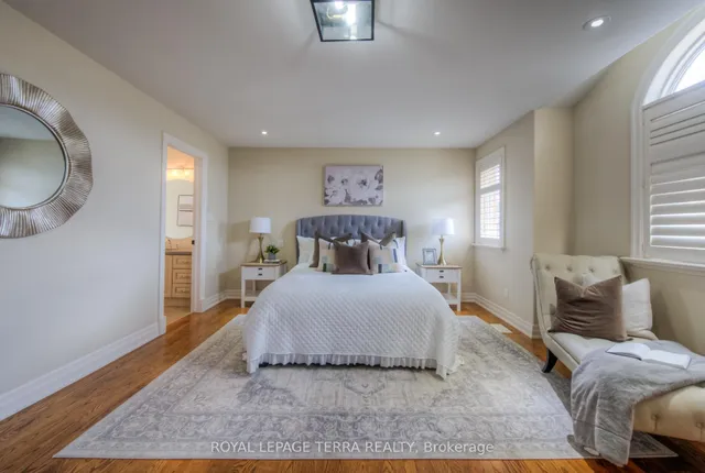 Additional image 35 of 217 1/2 Federal St