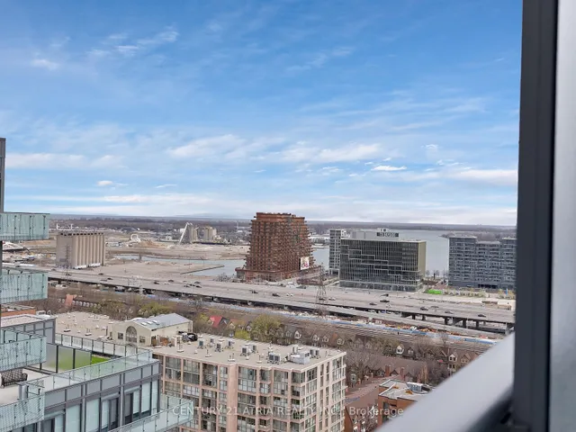 Additional image 36 of 121 Lower Sherbourne St Unit PH1943