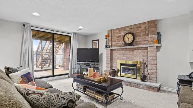 Additional image 29 of 17 Burtree Dr