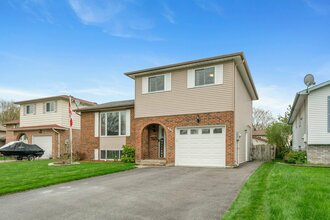 Additional image 4 of 443 Meadowvale Crescent