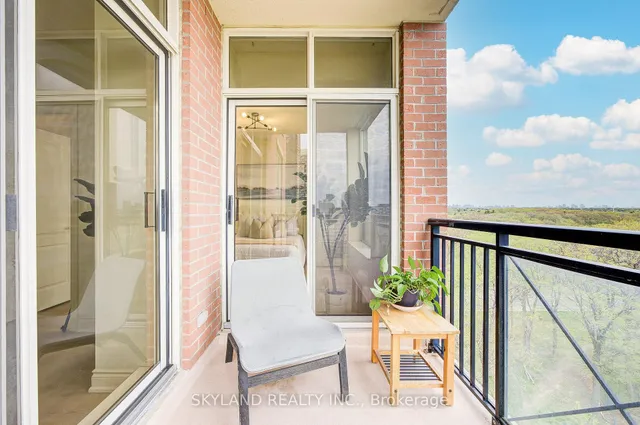 Additional image 33 of 1105 Leslie St Unit 1106