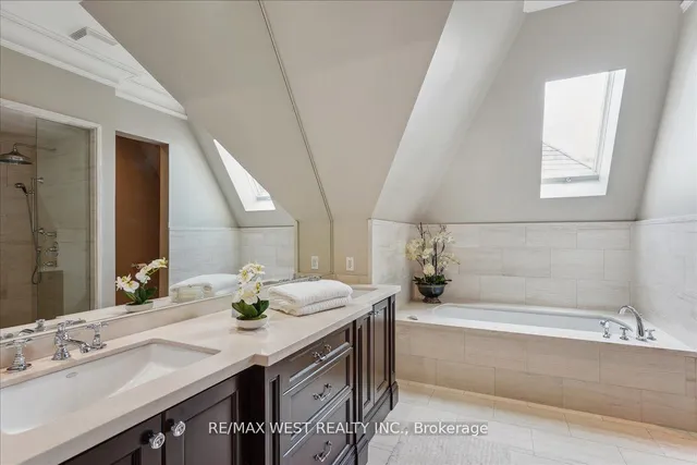 Additional image 15 of 56 Ravenscrest Dr