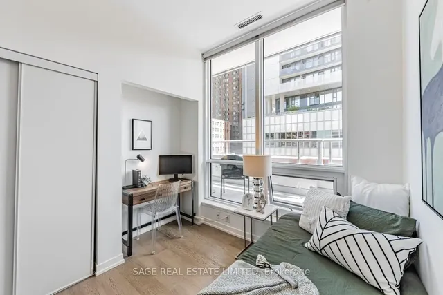 Additional image 15 of 365 Church St Unit 403