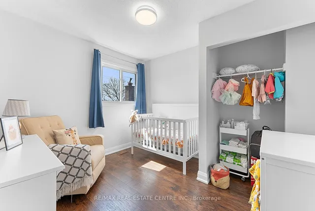 Additional image 28 of 82 Simmons Blvd