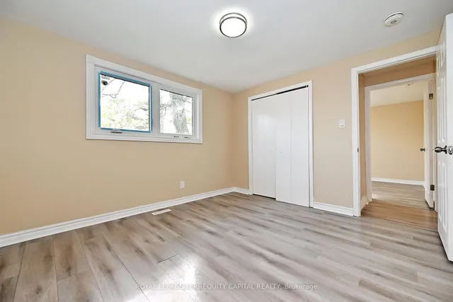 Additional image 24 of 73 Hickory Heights Cres