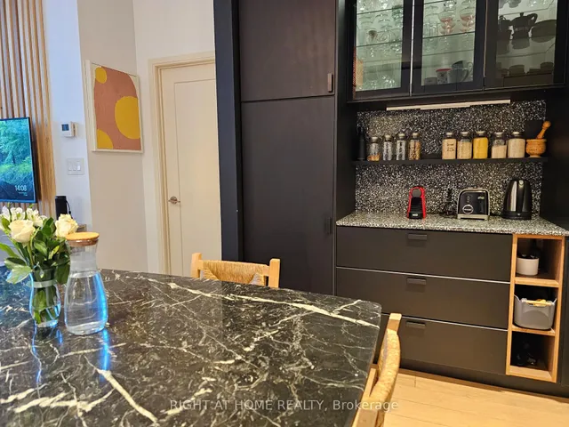 Additional image 15 of 576 Front St Unit 210