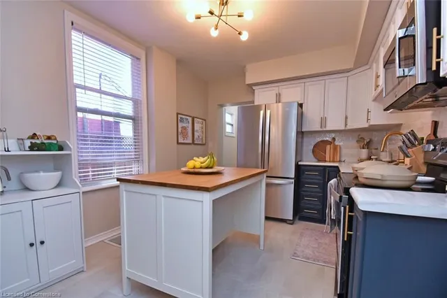 Additional image 16 of 54 Cathcart St