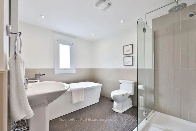 Additional image 32 of 317 North Shore Blvd