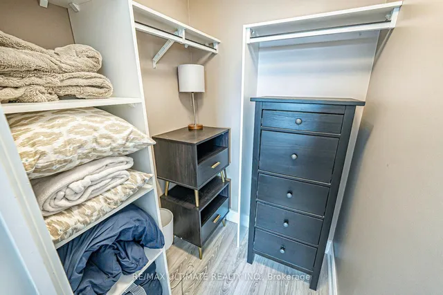 Additional image 14 of 135 Village Green Sq Unit 3720