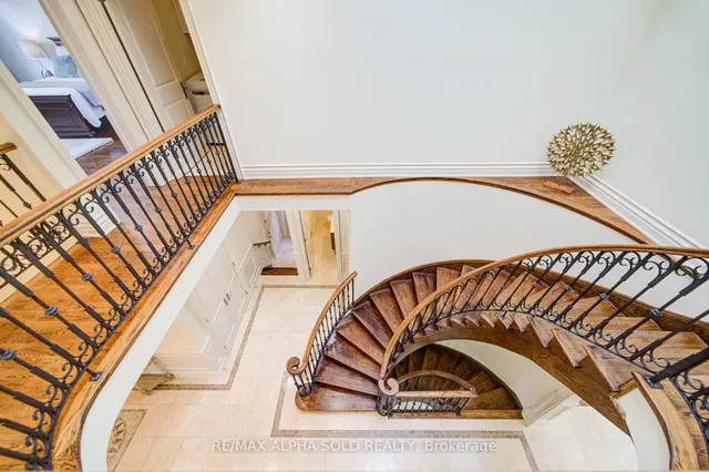 Additional image 25 of 219 Greenfield Ave