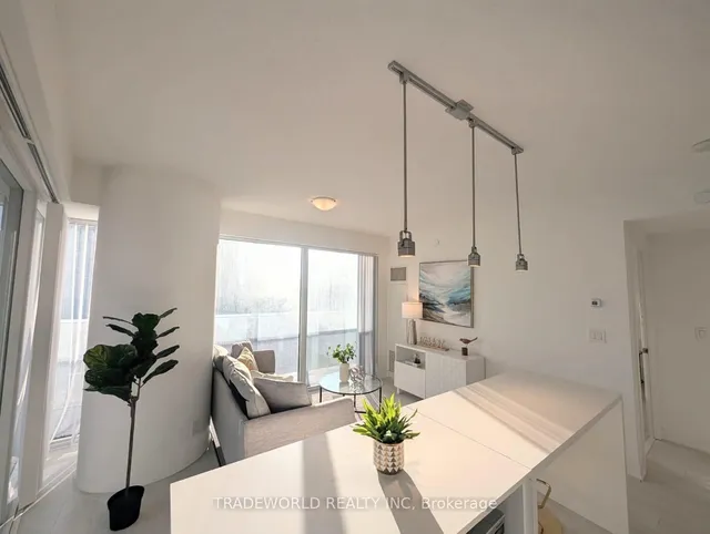 Additional image 3 of 88 Harbour St Unit 1404