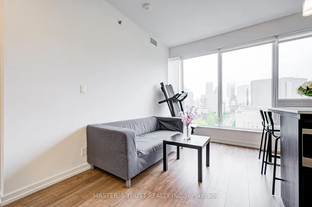 Additional image 7 of 203 College St Unit 1007