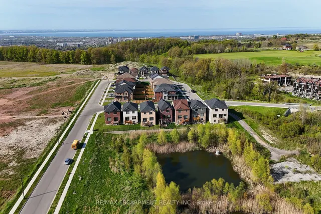 Additional image 39 of 12 Midhurst Hts