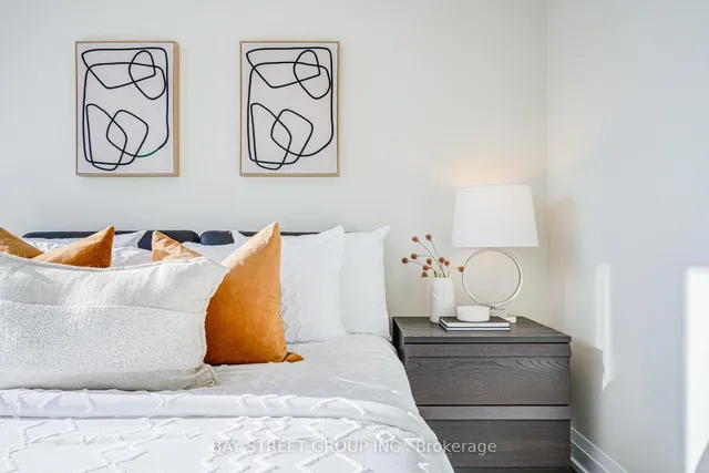 Additional image 34 of 5 Sheppard Ave Unit 2019