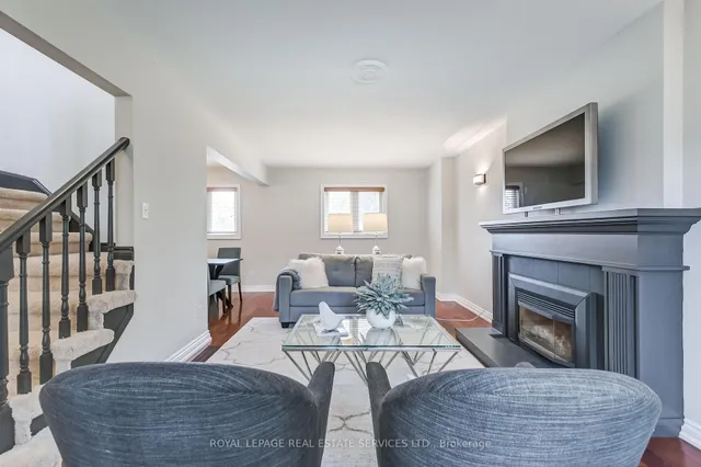 Additional image 5 of 1434 Queensbury Cres