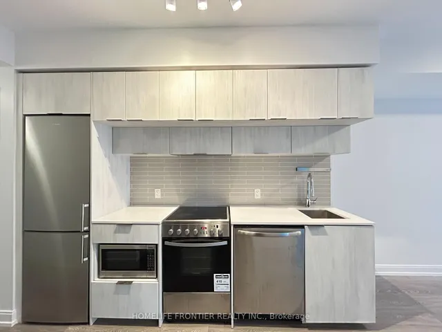 Additional image 9 of 181 Dundas St Unit 4015