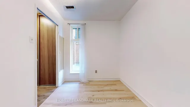 Additional image 19 of 1395 Williamsport Dr Unit 352