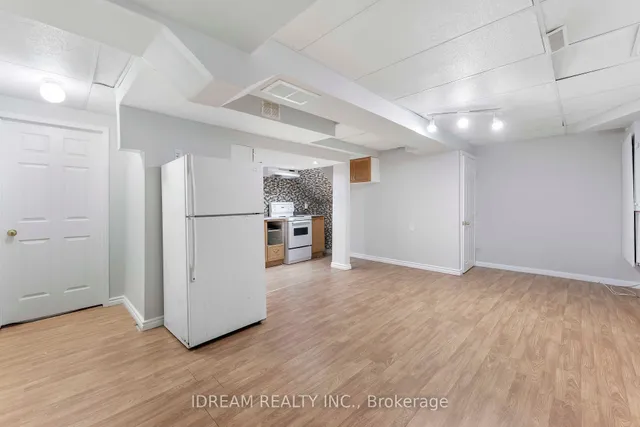 Additional image 33 of 82 Worthington Ave