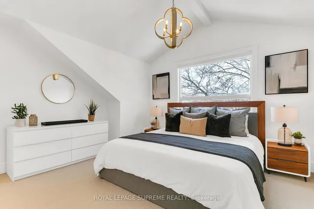 Additional image 23 of 1 Martin Cres