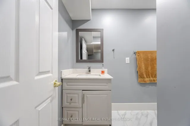 Additional image 34 of 5927 Stonebriar Cres