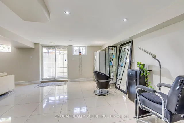 Additional image 24 of 73 Westhampton Dr