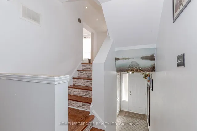 Additional image 8 of 12 Eden Park Unit 12