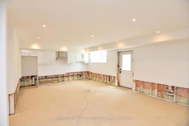 Additional image 44 of 1 Camilla Cres