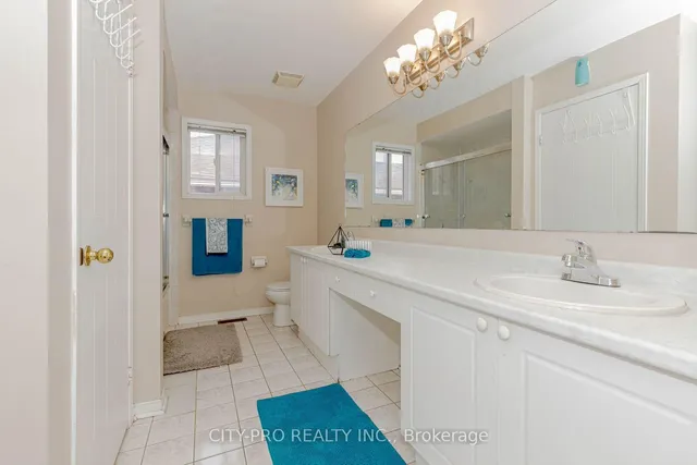 Additional image 37 of 382 Harrowsmith Dr